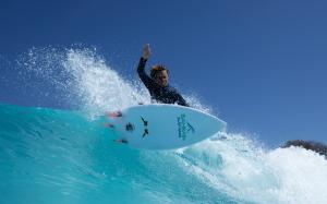 Bahrain Surf Park - Club Hawaii Experience Surfer