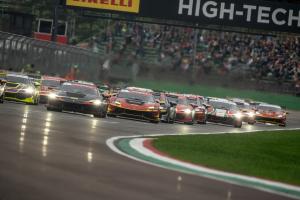 Weather deals an unexpected hand at 2024 Ferrari Finali Mundiali Trofeo Pirelli race