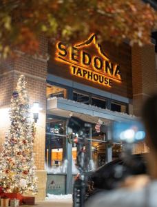 Sedona Taphouse - Holidays 2024