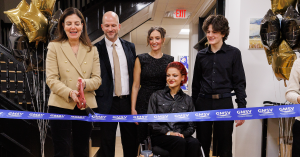 New Hampshire Governor Kelly Ayotte Cuts Ribbon for Unbroker in Milford, NH