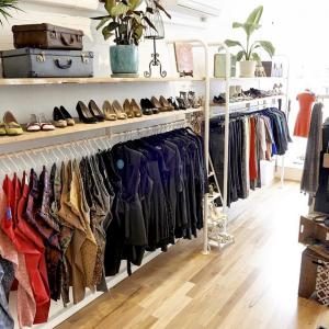 Global Luxury Apparel and Accessories Market