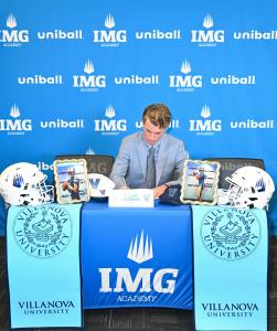 Quarterback Hudson Heinemann signs with Villanova University