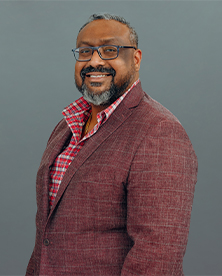 Portrait of Lake Paul, PhD President and Founder of BioAnalysis