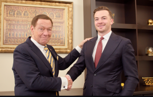 Joe Piscopo and Samuel O'Brien, President of True Gold Republic