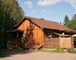 KM42 Val-David chalet rental