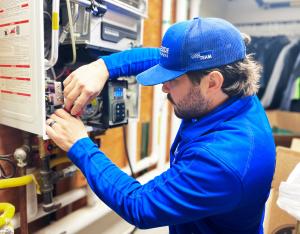 Lakeside Pro Services Fixing Tank and Tankless Water Heater