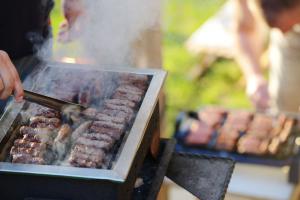 Grilling food safety tips by Stop Foodborne Illness