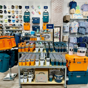 Drinkware at Palmetto Moon