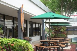 Beachcomber IOP Fort Lauderdale