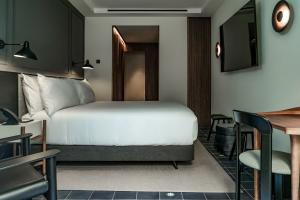 Mercer Hotel Plaza Sevilla Room