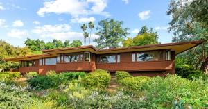 James De Long mid century home, The Melzer Residence.