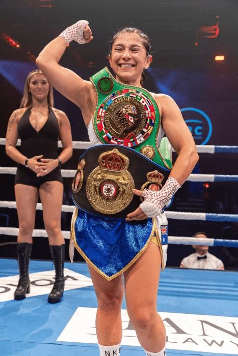 Viviana Ruiz Boxer