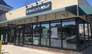 Bentley's Pet Stuff, Habersham Exterior