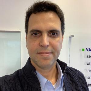 Log-In CEO Marco Cauduro
