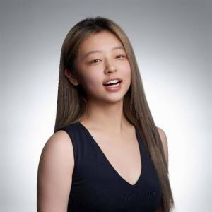 Qingyun Pan, A Producer of  ‘Loser is Winner’