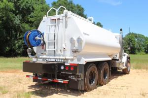 Passenger Side Rear View Klein K00 with 2025 Kenworth T480 6X4
