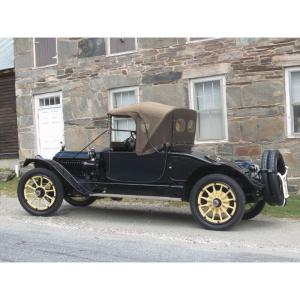 Original 1914 Packard Model 1-38 Runabout car that has undergone a complete mechanical restoration. The top, interior and most body paint are original. Estimate: CA$400,000-$450,000.