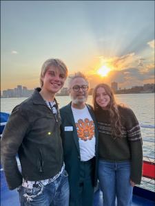 Craig Kanarick, pictured with his kids, post double lung transplant