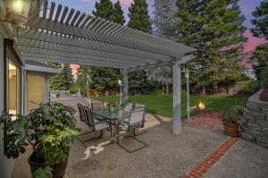 Backyard of 101 Wilson Ct Folsom CA real estate