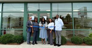 Stanton Optical Virginia Beach Staff Celebrating Grand Opening with Ribbon-Cutting Ceremony