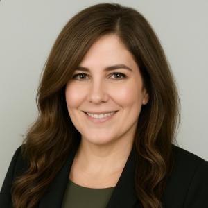 Julie Wall, Board-Certified Sexologist and Relationship Coach, featured on The Blox Season 17
