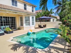 Backyard Oasis - Avondale at Bear Lakes - Florida Golf Course