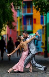 A Tango Caminata in La Boca