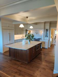 Finished electric remodeling project in the kitchen and many other rooms of the home with Melby Electric
