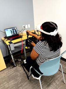 Portable desktop VR forklift simulator from BluWorkz