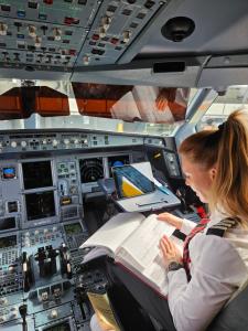 The elite nature of MCF pilots explains why only a select few are trained for Maintenance Check Flights—and what that reveals about Sandra’s precision, trustworthiness, and mastery of aircraft systems.