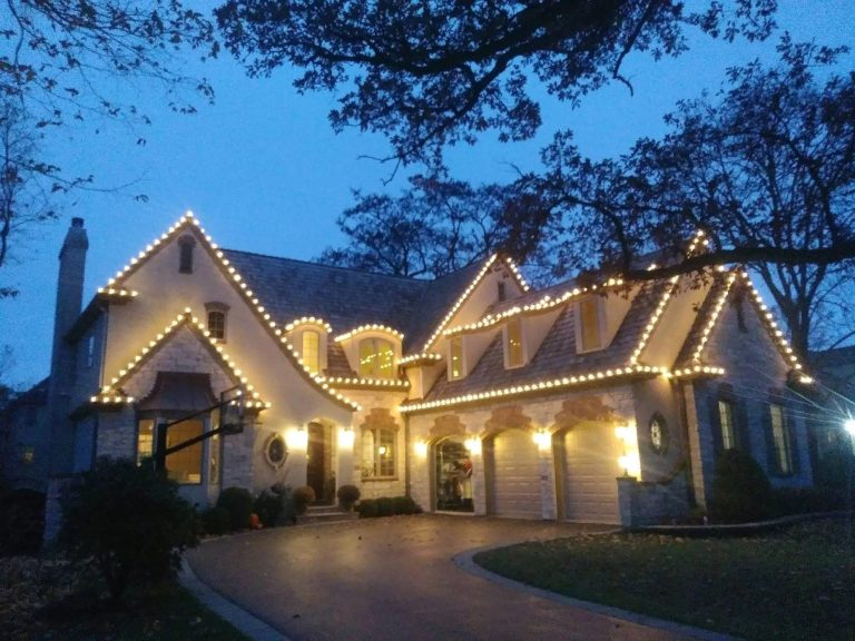 Holiday Lights - Advanced Lightscaping
