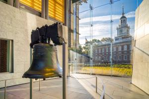 Liberty Bell & Independence Hall in Historic Philadelphia