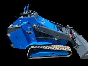 RS06 Stand On Skid Loader Sideview