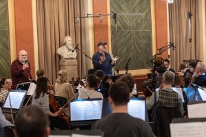 Composer Frank Wildhorn with the Vienna Symphony Orchestra recording The Odessa Symphonie photo credit: Christpher Zeilinger