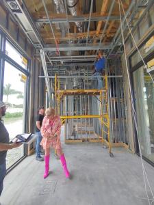 Perla Lichi on a construction site.