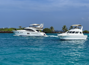 flybridge yacht