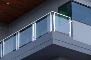  balcony glass railing installation