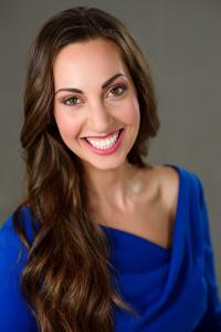Vanessa Van Edwards headshot