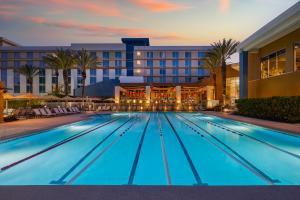 A photo of Renaissance ClubSport in Aliso Viejo - Isaac Maiselman