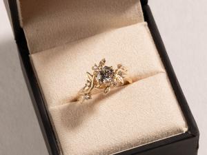 Ring from retórica’s "Forrest Goddess" collection