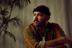 Live Folk Musician Tyler Sjostrom