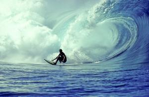 Shaun Tomson surfing at Pipeline
