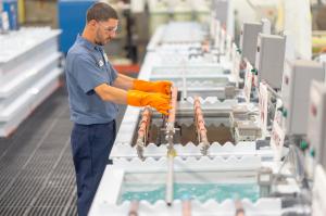 Electropolisher electropolishing stainless steel components