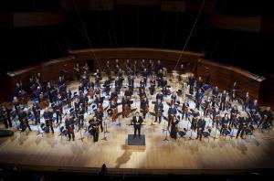 Orchestra National de France photo by Cristian-Macelaru