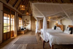 Kyambura Gorge Lodge Room