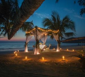 Private celebrations in the desert are gaining popularity