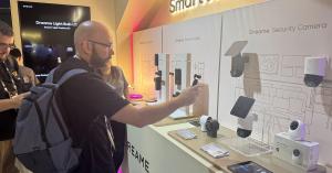 Visitors exploring the flagship Dreame NAVO Elite 1 OutCam at the exhibition.