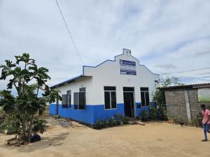 A white church building in Sri Lanka