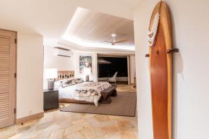 Hale O Ka La Room