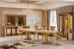 Классические обеденные гарнитуры
